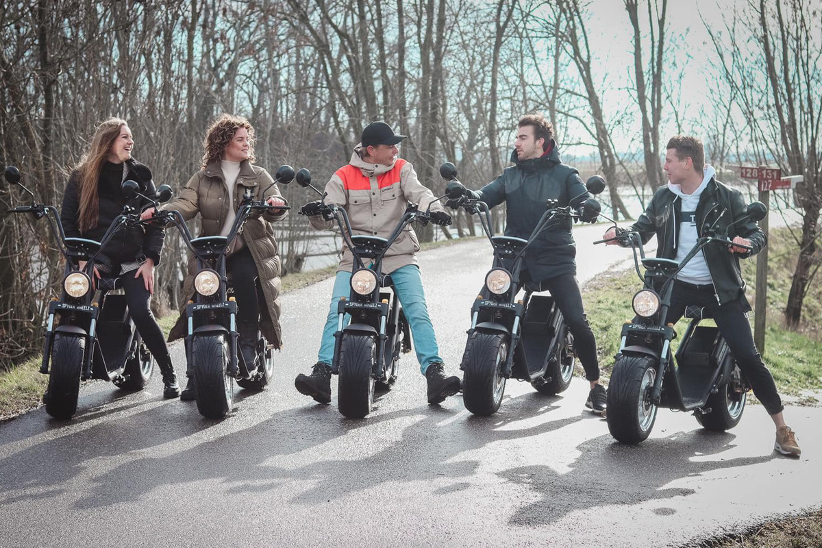 Huur E-chopper of elektrische fiets (4 of 8 uur) bij Electric Drive Rental 