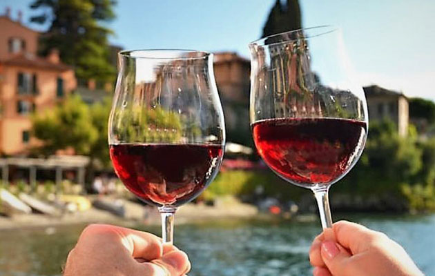 Een exclusieve wijnproeverij aan huis voor 4 personen!