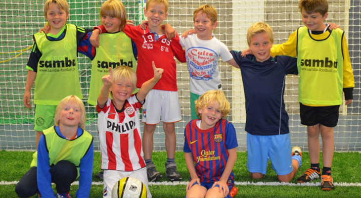 Speel met je vrienden een fanatiek potje voetbal bij Breda Indoor Soccer
