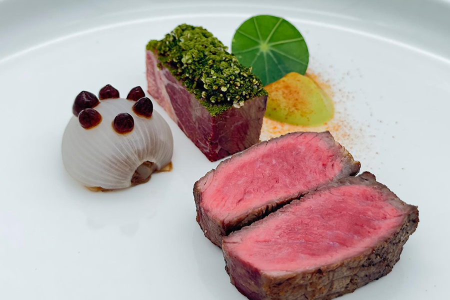 6-gangendiner + amuse en een glas cava bij Maan Restaurant