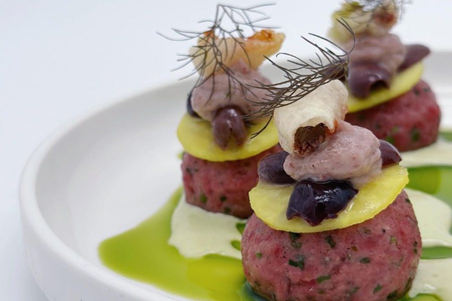 6-gangendiner + amuse en een glas cava bij Maan Restaurant