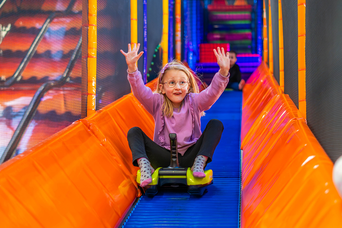 Entree Happy Inn Alkmaar + limonade en snoep of chips