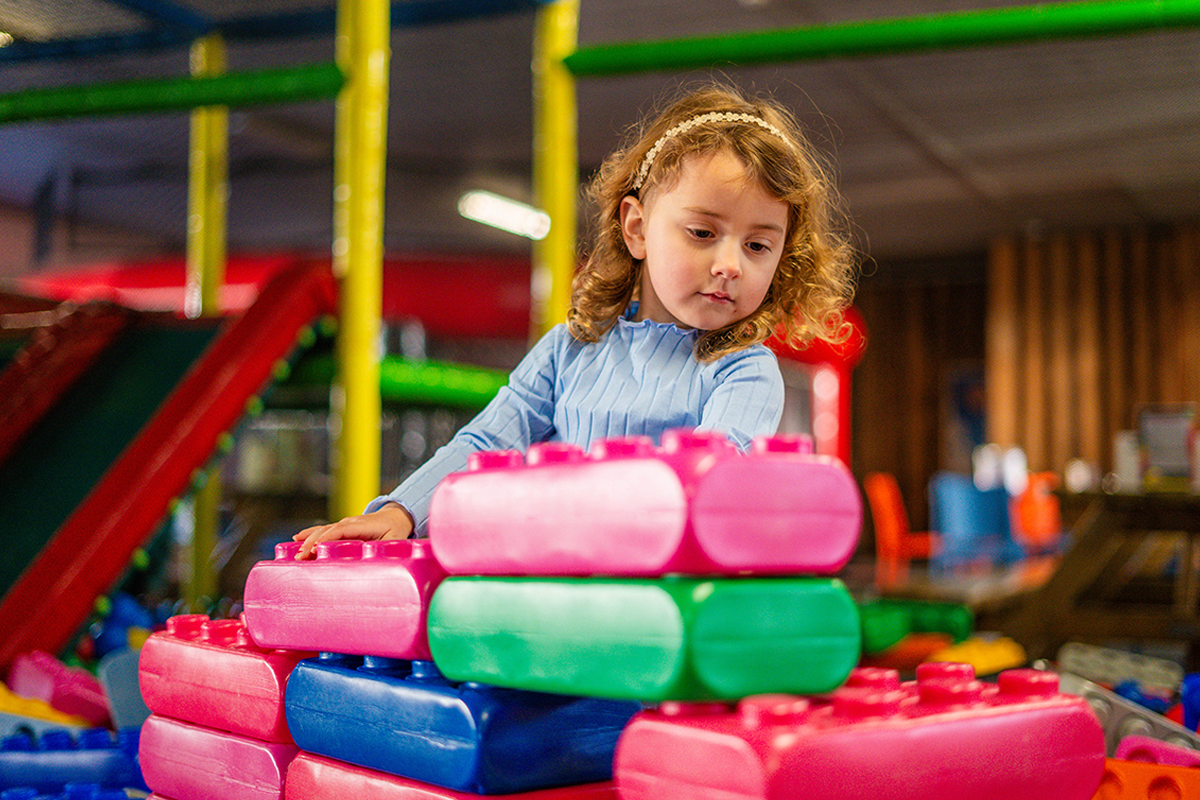 Entree Happy Inn Alkmaar + limonade en snoep of chips
