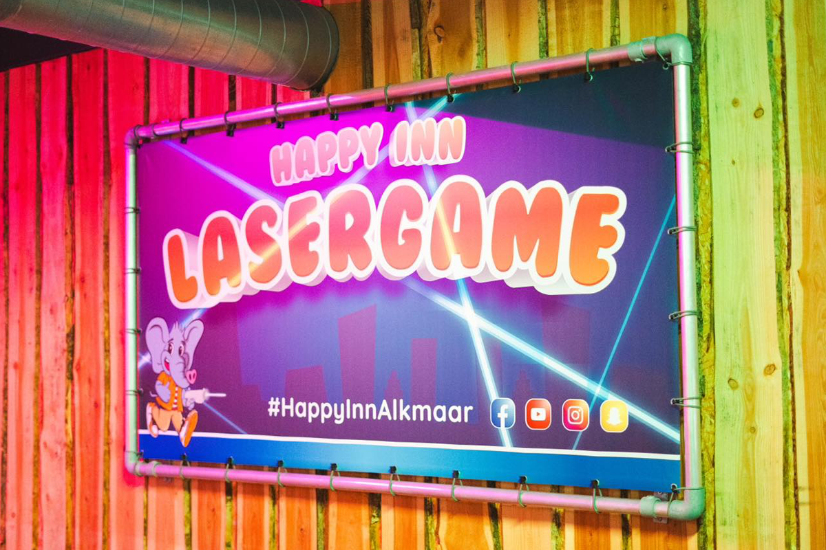 Entree Happy Inn Alkmaar + limonade en snoep of chips