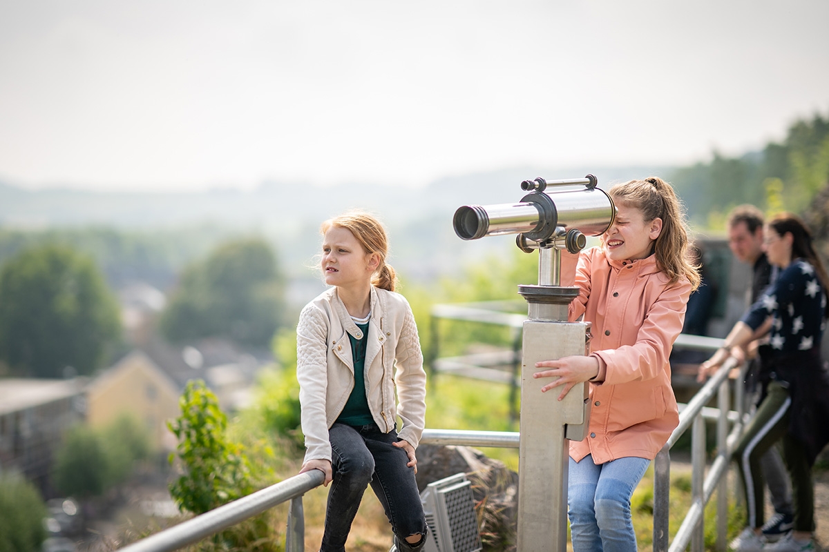 Entree Kasteelruïne + Kerstmarkt Fluweelengrot