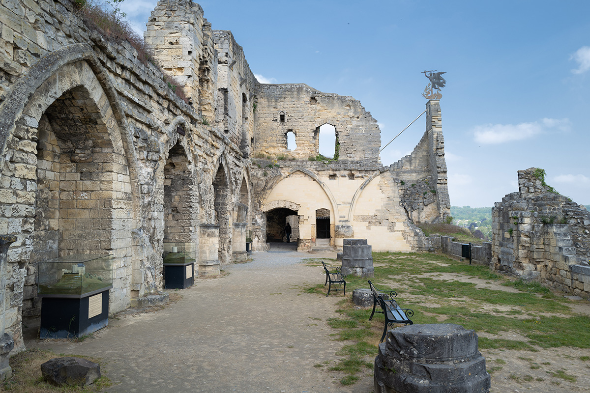 Entree Kasteelruïne + Kerstmarkt Fluweelengrot