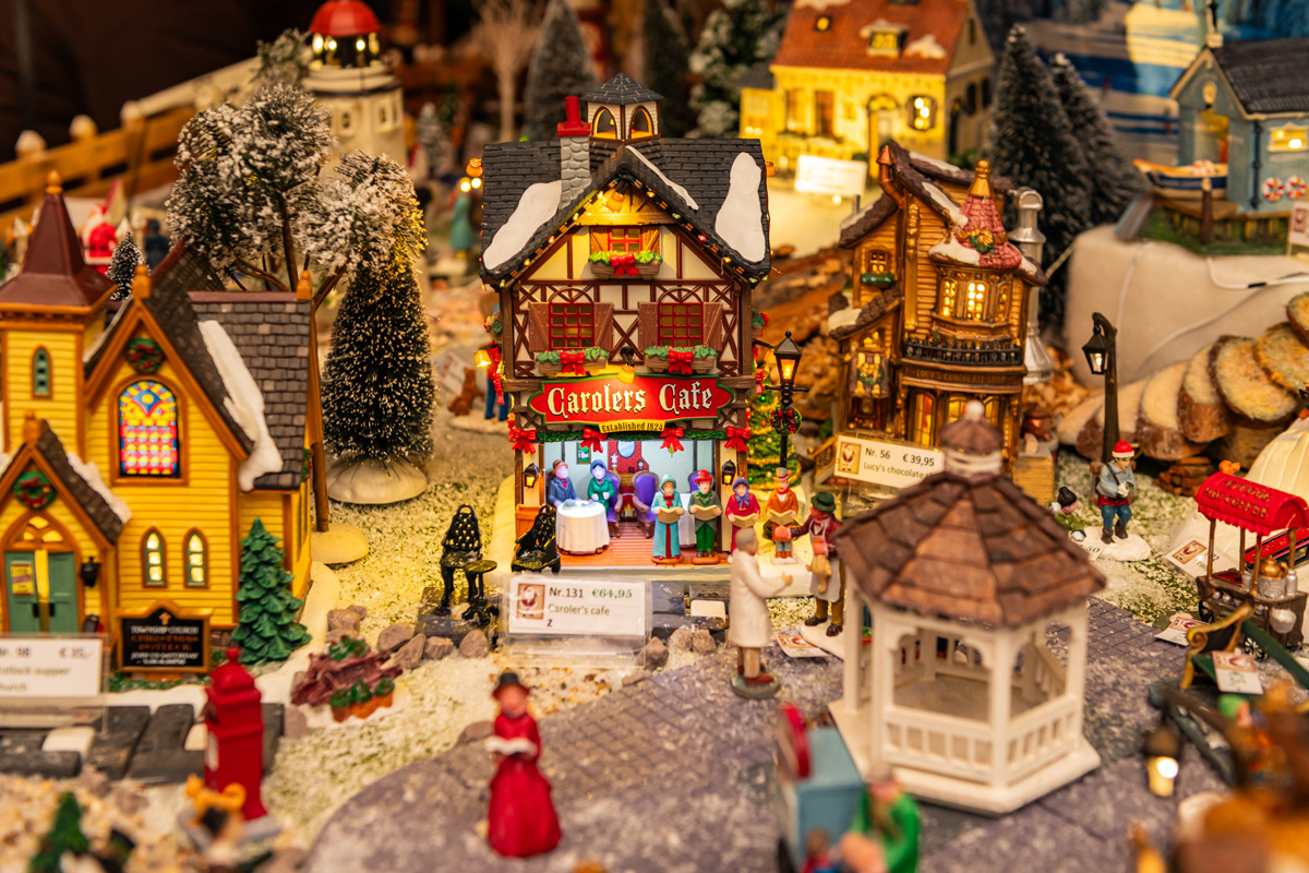 Entree Kasteelruïne + Kerstmarkt Fluweelengrot