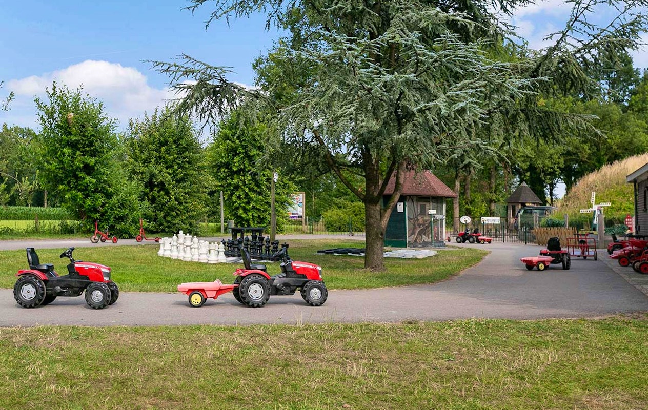 Entree + ranja + frietje + ijsje Beleefboerderij De kleine Carrousel