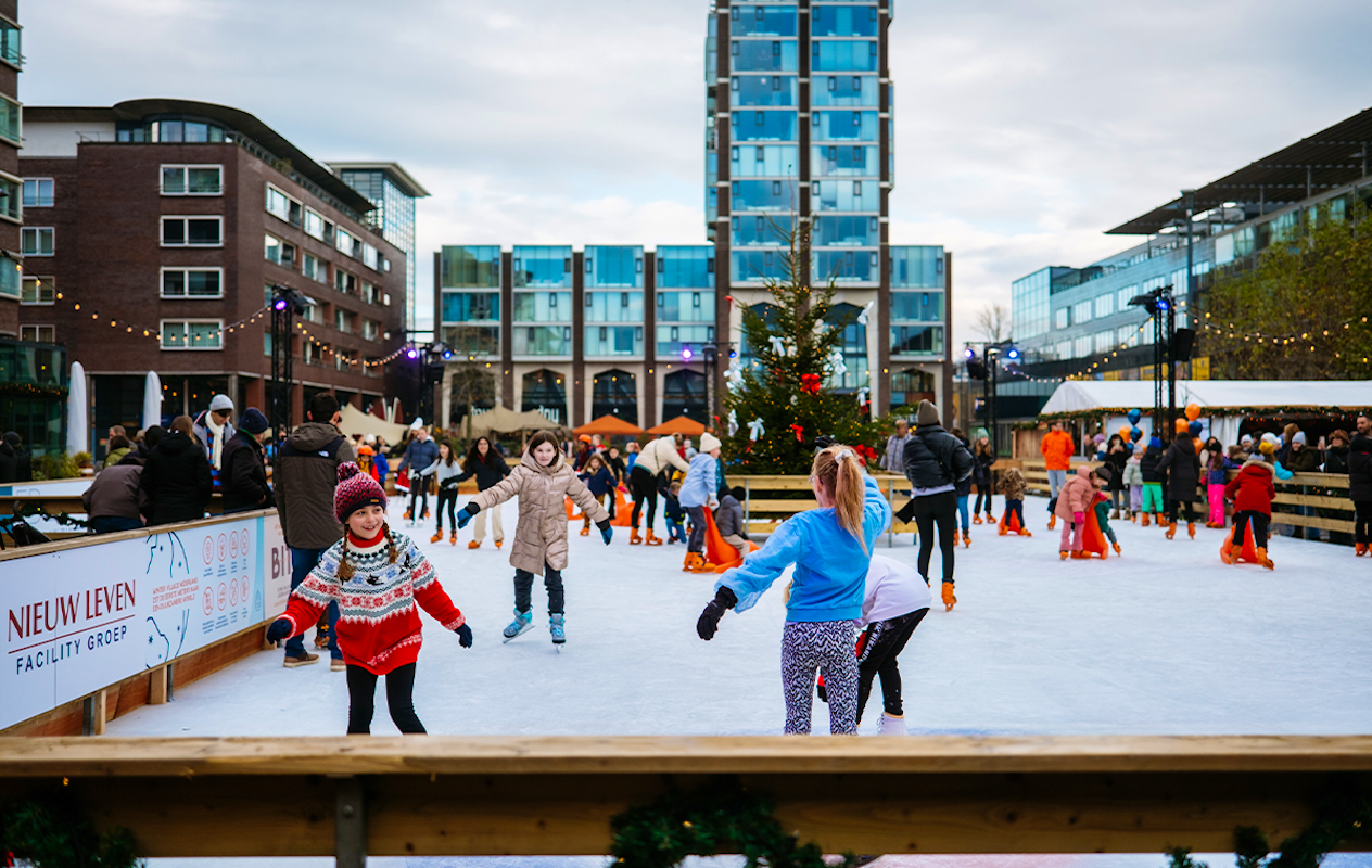 Entreeticket ijsbaan Winter Village Laren of Amstelveen