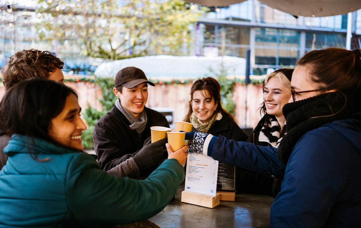 Entreeticket ijsbaan Winter Village Laren of Amstelveen