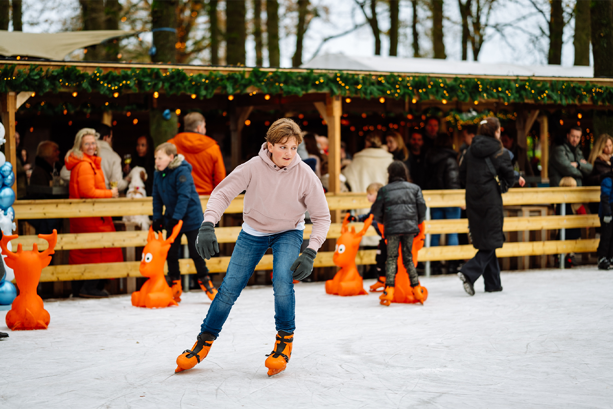 Entreeticket ijsbaan Winter Village Laren of Amstelveen