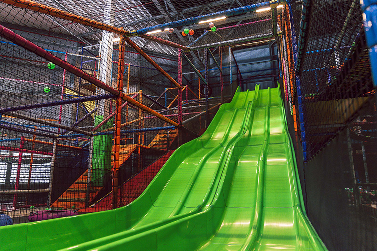 Entree + eventuele friet & snack bij Speelparadijs KinderRijck