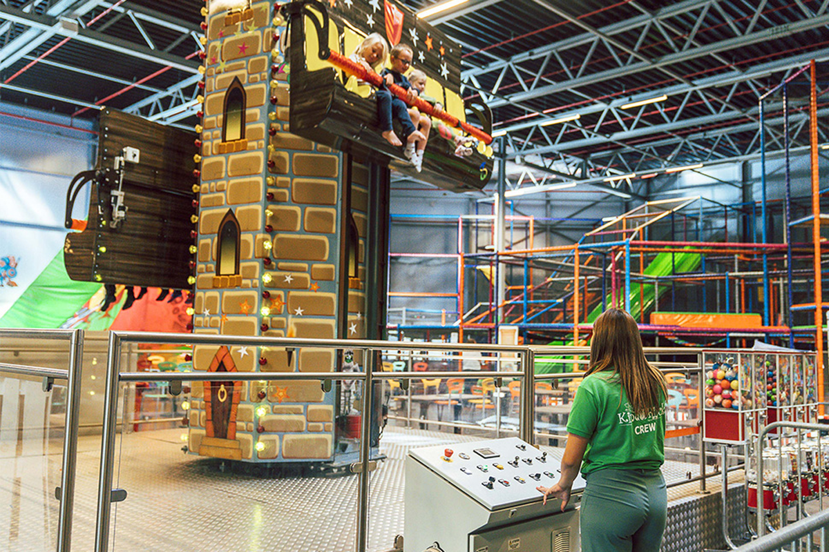 Entree + eventuele friet & snack bij Speelparadijs KinderRijck