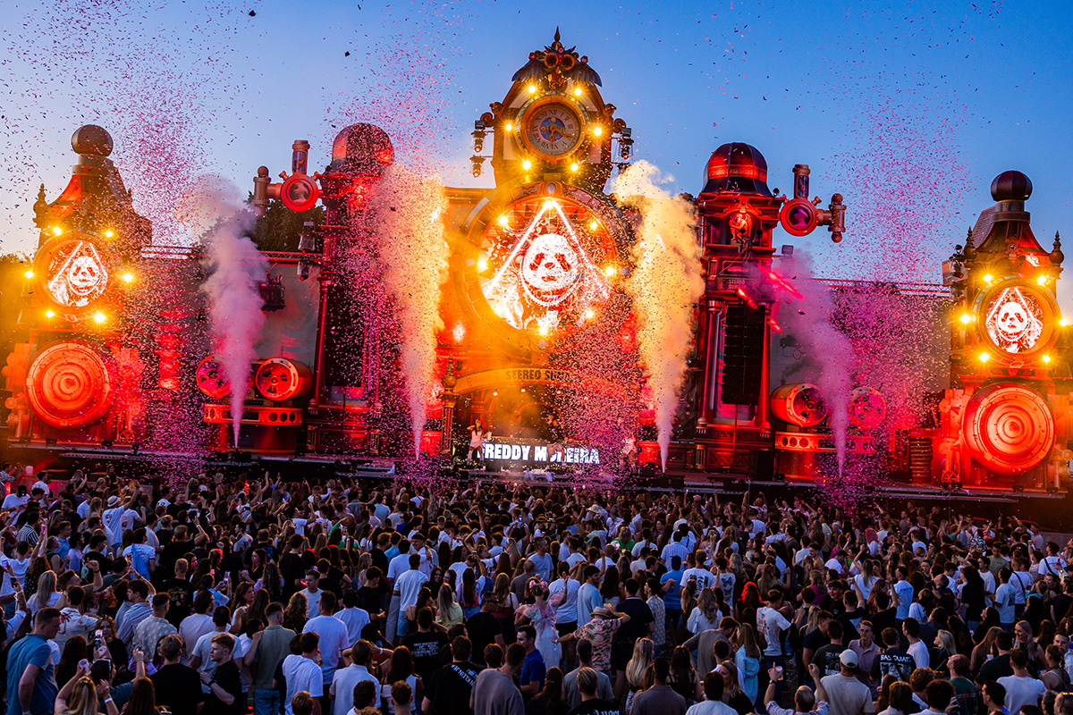 Entreeticket Stereo Sunday op vrijdag 3 juli