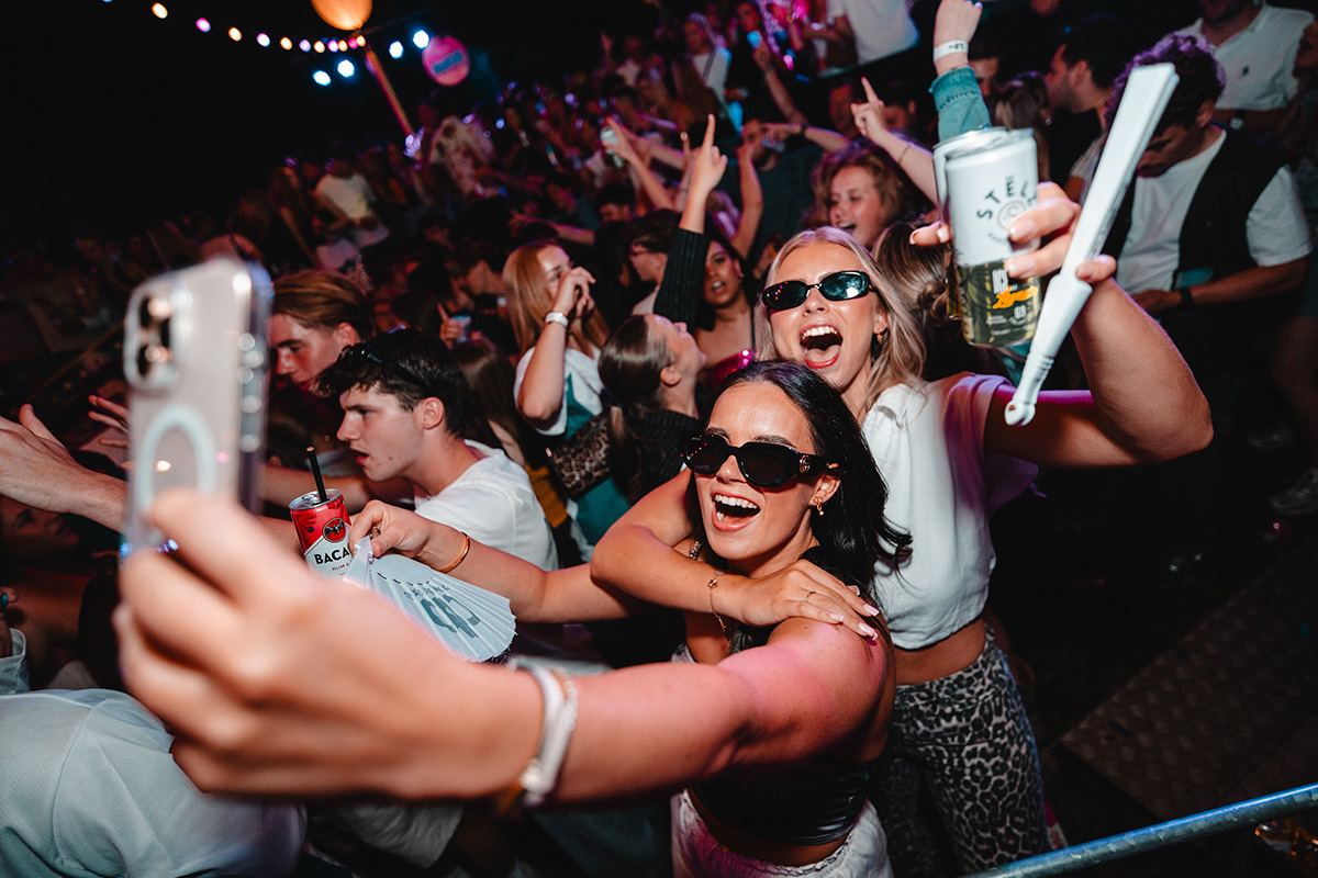 Entreeticket Stereo Sunday op vrijdag 3 juli