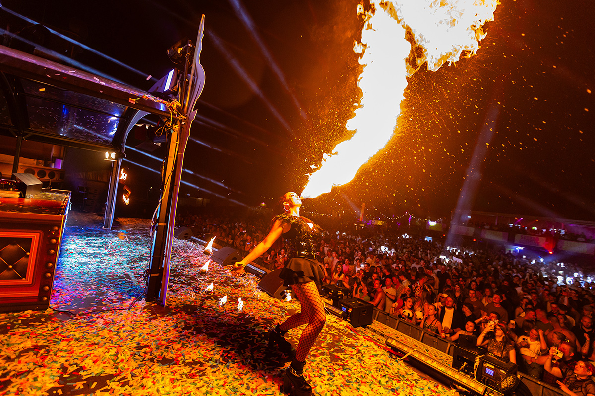 Entreeticket Stereo Sunday op vrijdag 3 juli