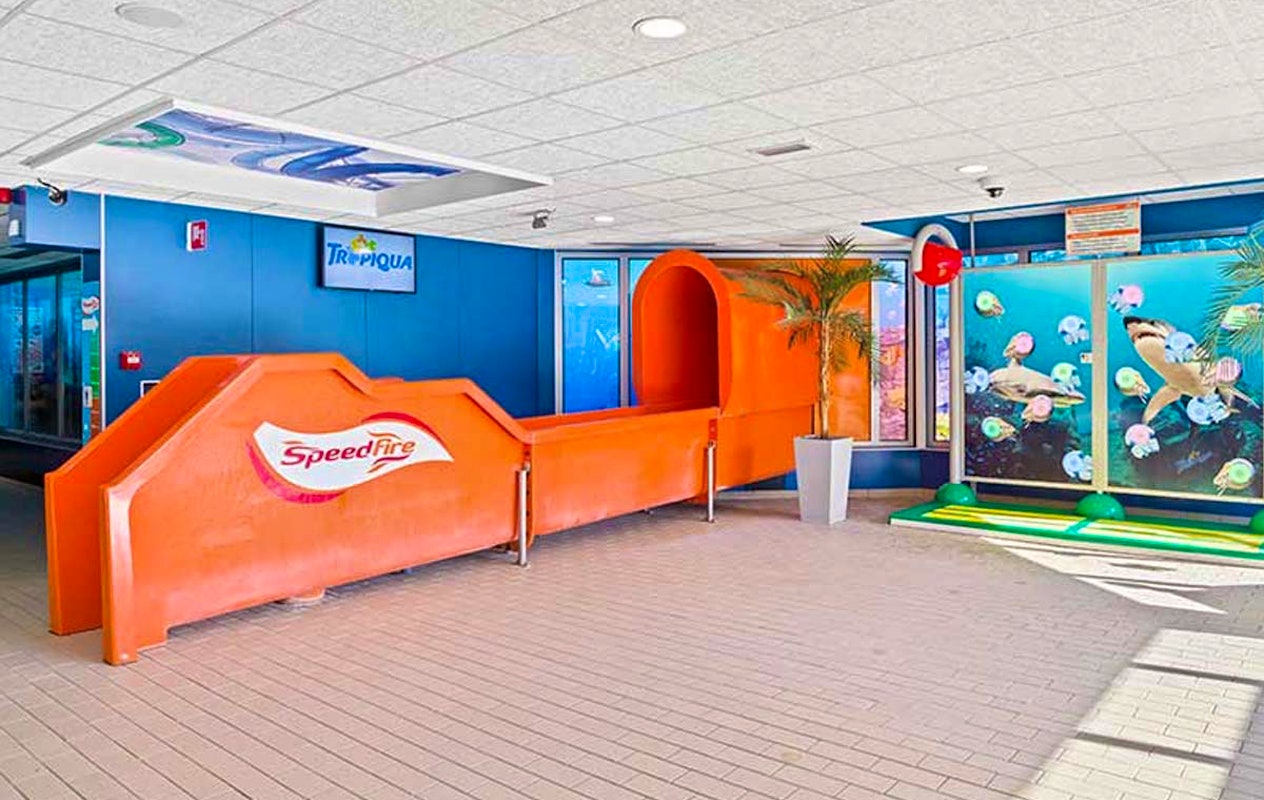 Entree subtropisch zwembad Tropiqua + sauna + friet en saus