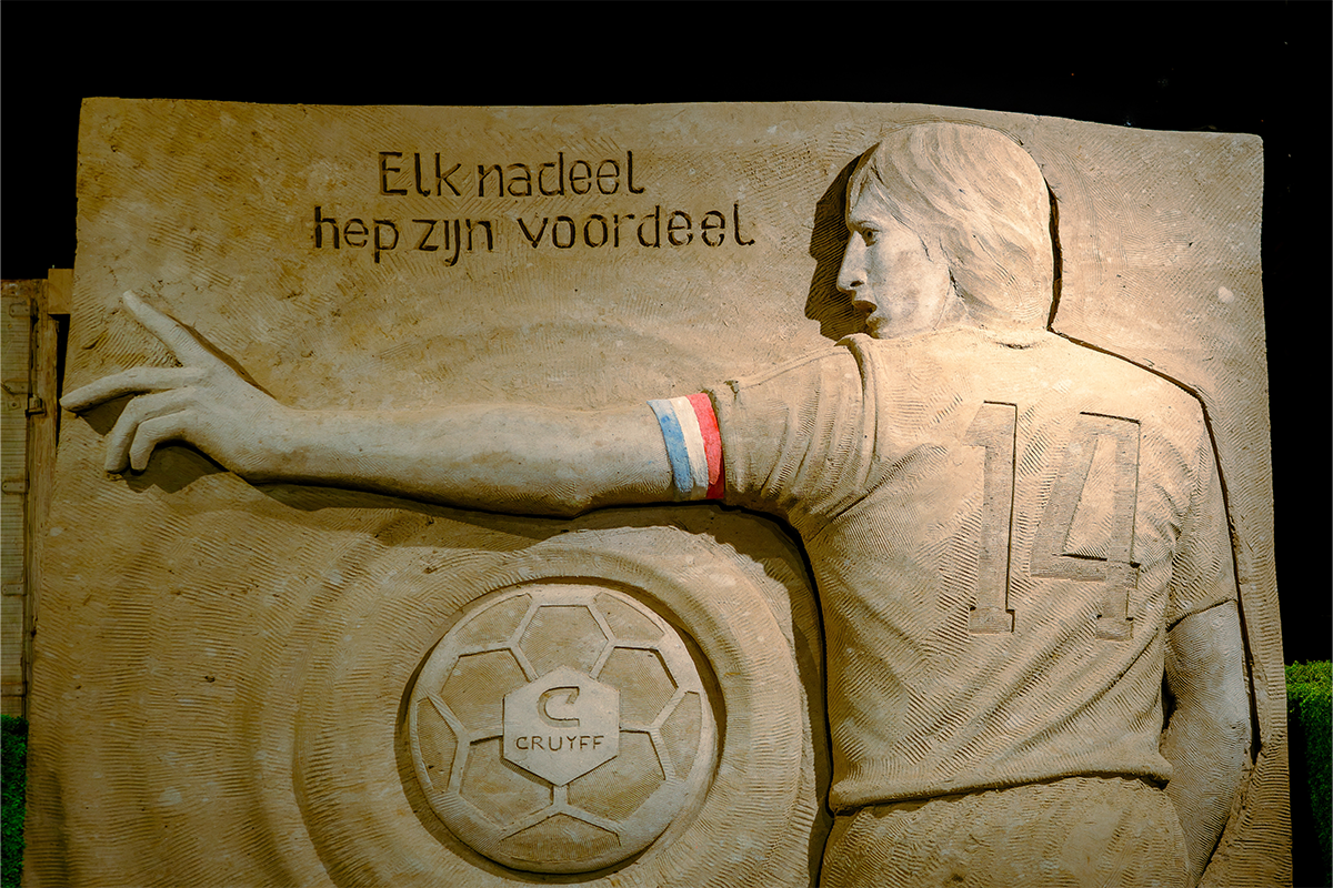 Entreeticket + warme drank en appelgebak bij Zandsculpturen Garderen