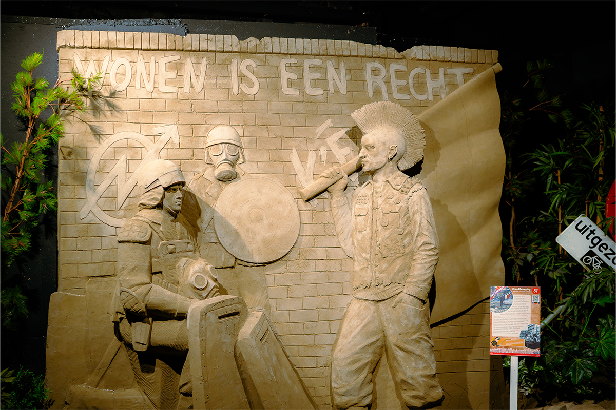 Entreeticket + warme drank en appelgebak bij Zandsculpturen Garderen