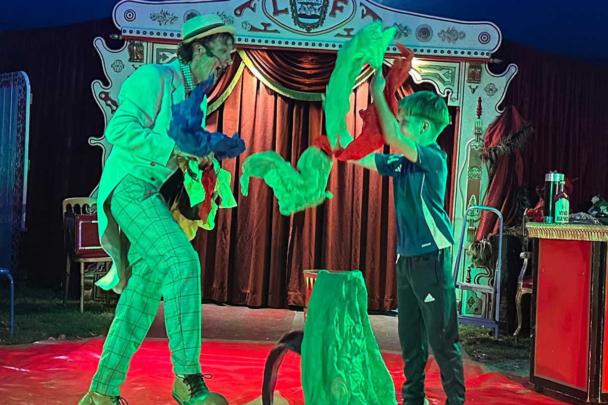 Entreeticket Circus Art Theater Festival