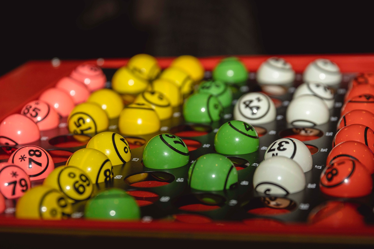 Zaterdag 3 mei - Entreeticket De BINGO XL in Volendam