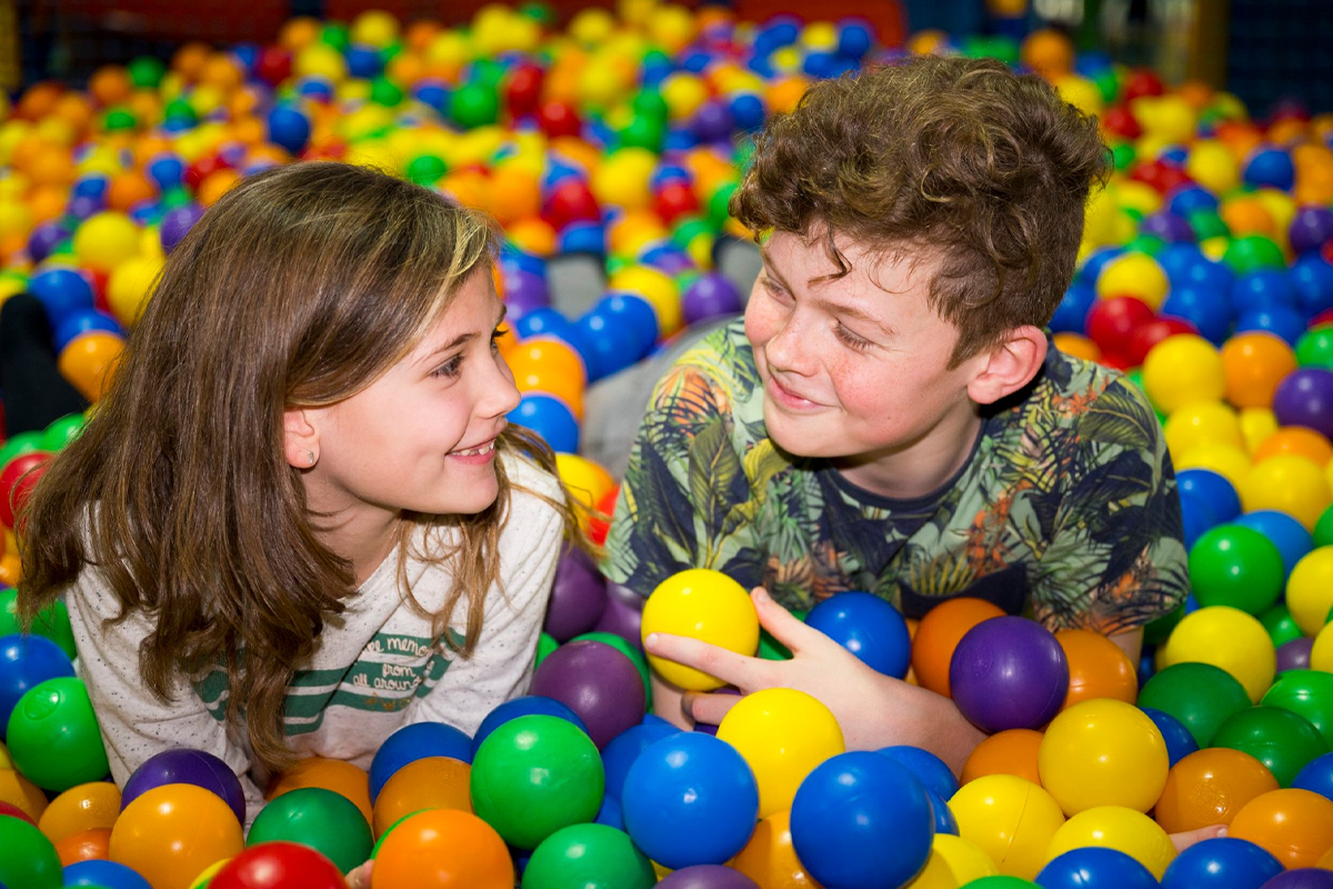 Entreeticket in- en outdoor speeloase De Wonderlamp