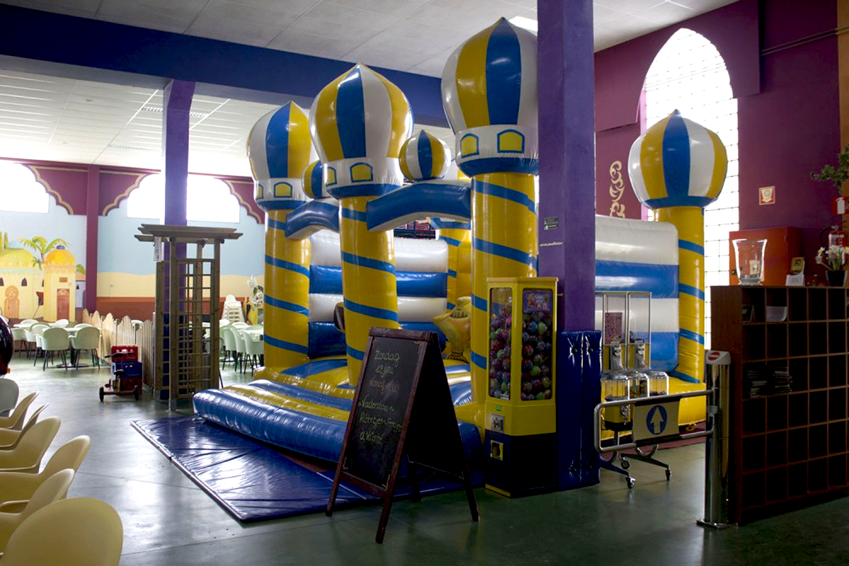 Entreeticket in- en outdoor speeloase De Wonderlamp