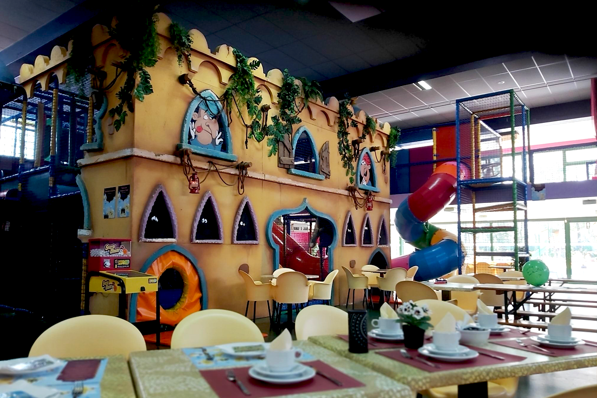 Entreeticket in- en outdoor speeloase De Wonderlamp