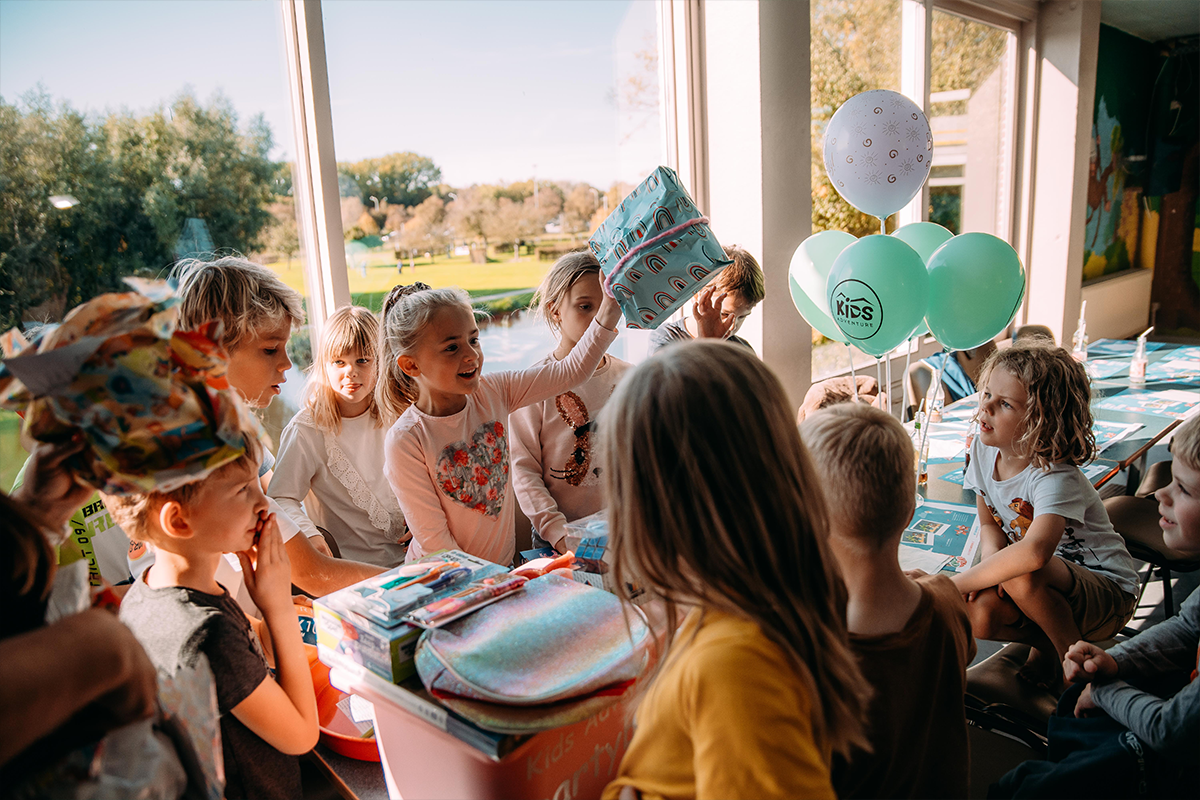 Entreeticket Kids Adventure + Grote friet 