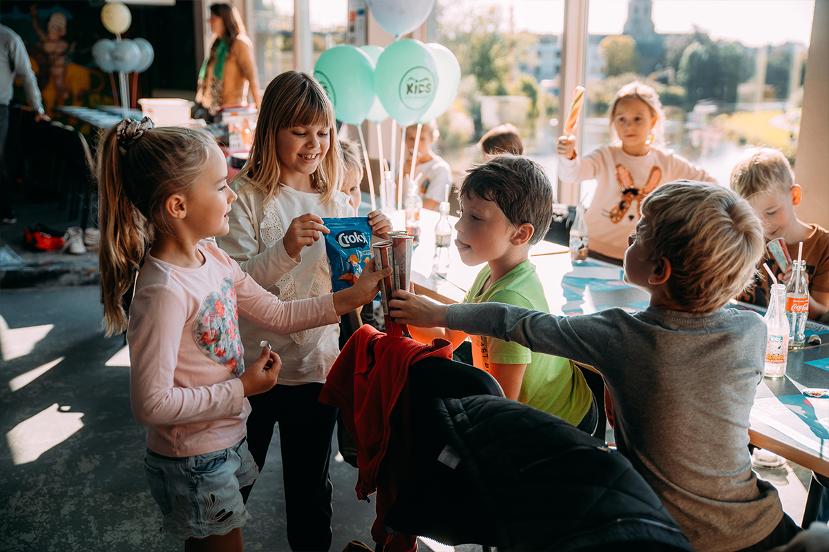 Entreeticket Kids Adventure + Grote friet 