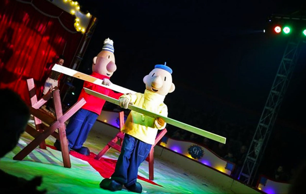 Circusacts en populaire kinderhelden bij het Kidshelden Circus in Hilversum