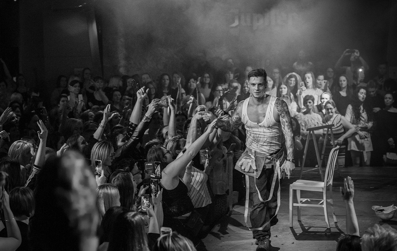 Entreeticket Ladies Night Out 'Heren uit de Kleren'