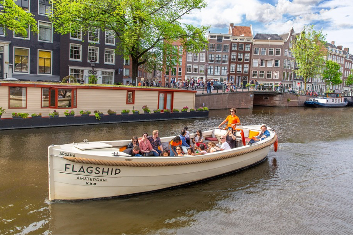 Luxe rondvaart van 1 uur over de grachten van Amsterdam