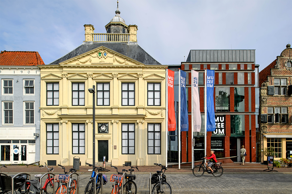 Entreeticket muZEEum