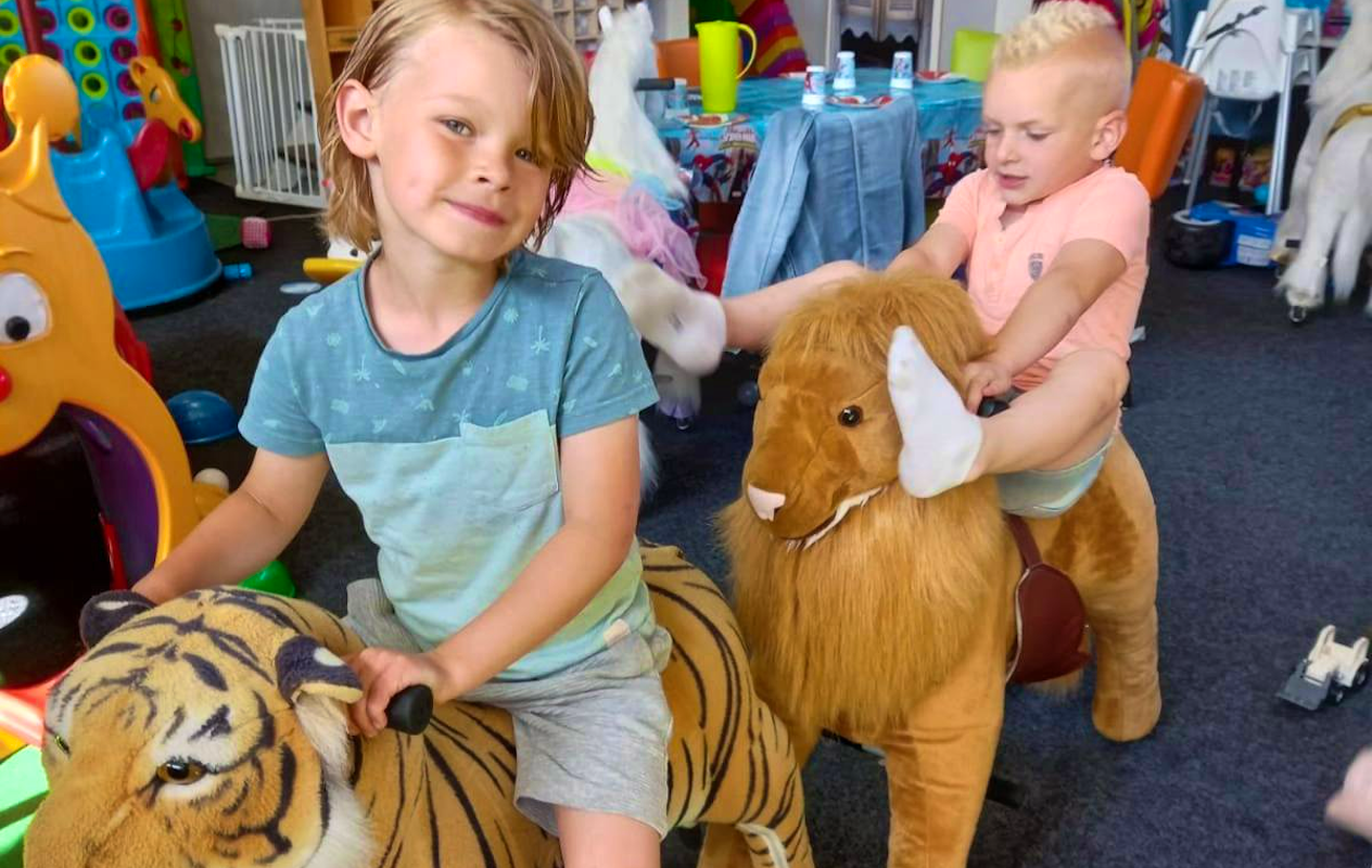 Entreeticket + poffertjes en limonade bij Kinderpaleis Cavallo