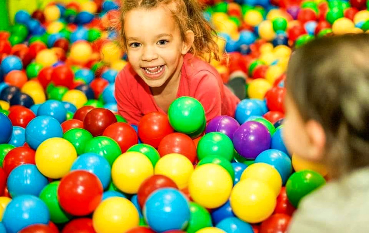 Entreeticket + poffertjes en limonade bij Kinderpaleis Cavallo