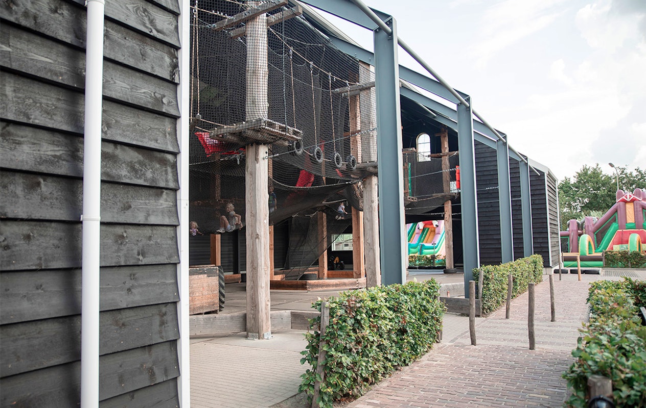 Entreeticket binnen- en buitenspeeltuin Klok'uus