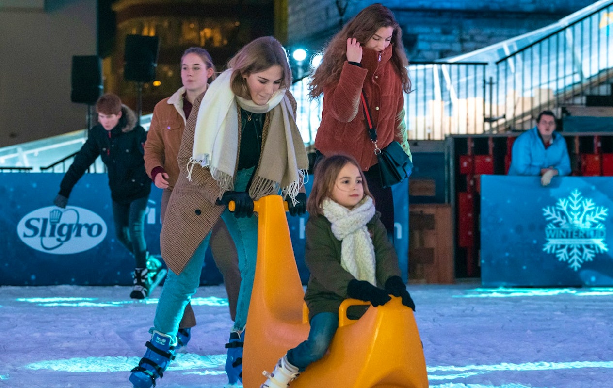 Magic Wintergolf + 2 keer glijden + drankje bij Wintertijd Heerlen