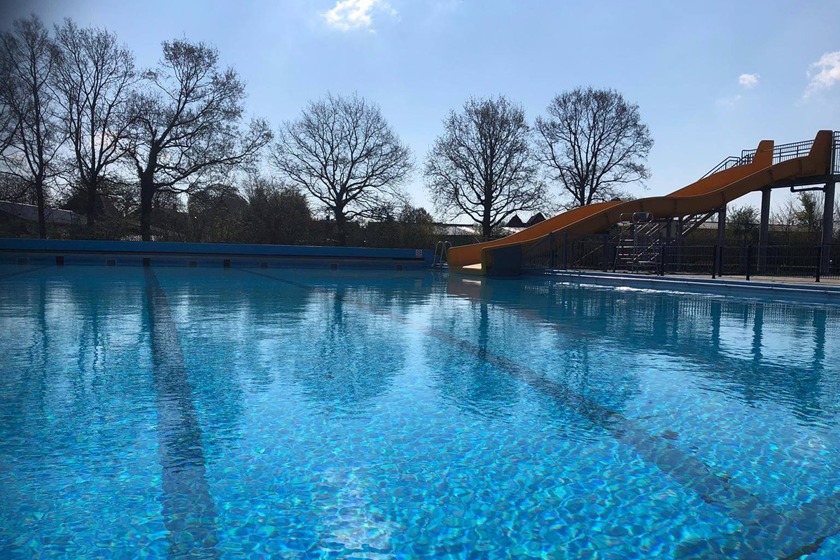 Entreeticket vrijzwemmen bij Zwembad Buitenmeere