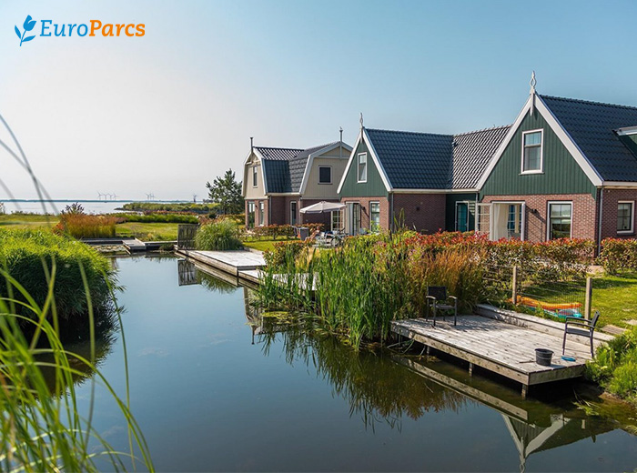 3 of 4 nachten verblijven bij EuroParcs Poort van Amsterdam  (6 personen)