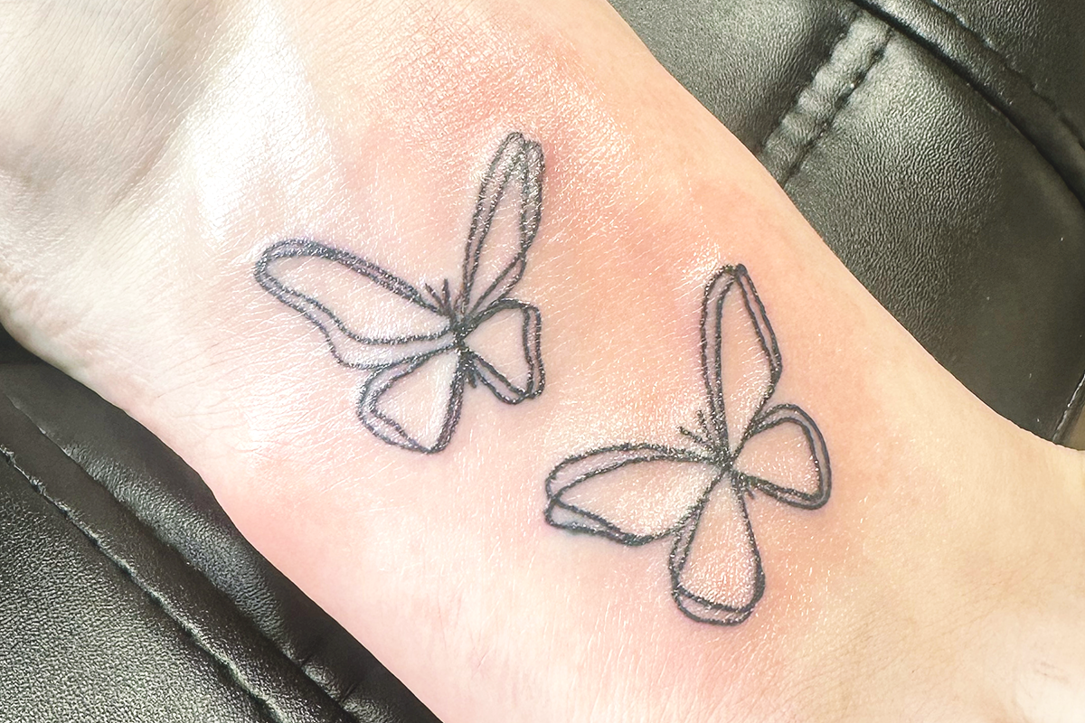 Fineline tattoo bij Tattoo Studio by Tattoo Tess (4 - 6 cm)