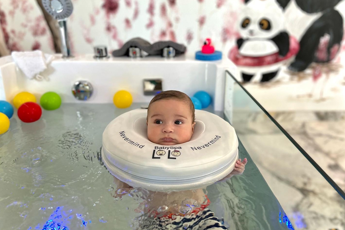 Float arrangement bij Baby Spa LoLo