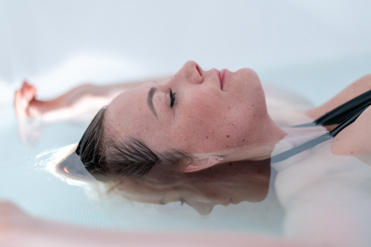Solo of duo float sessie + eventuele massage bij MagnifiSense