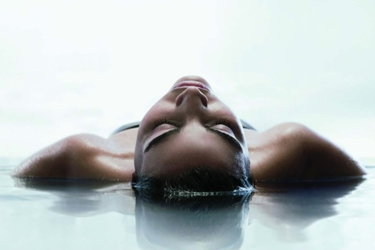 1 uur floaten + 20 minuten massagestoel bij Floating Center Nederland