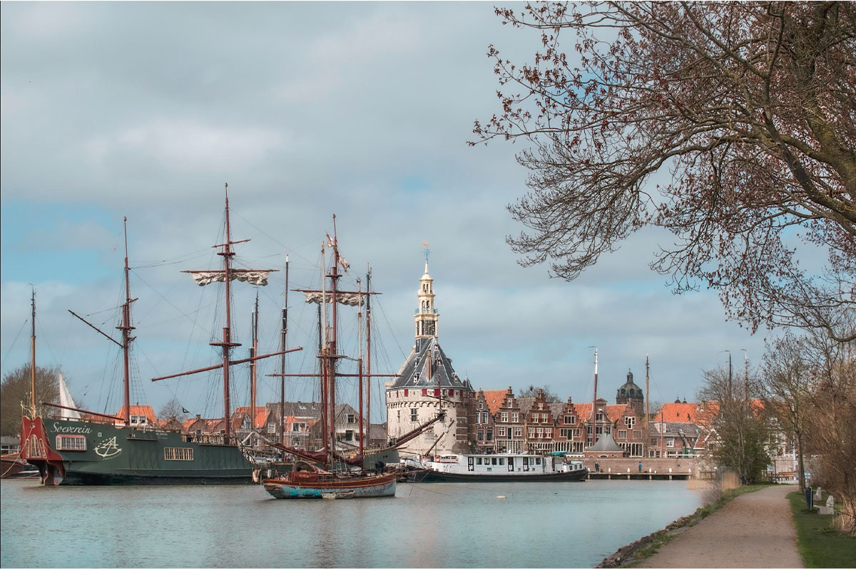 Food treasure hunt through Hoorn (2 to 3 hours)