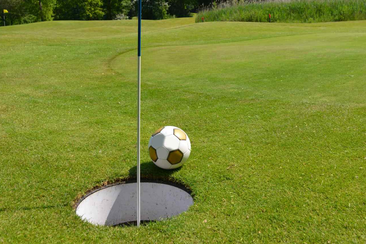 Footgolf + bittergarnituur bij Play & Stay
