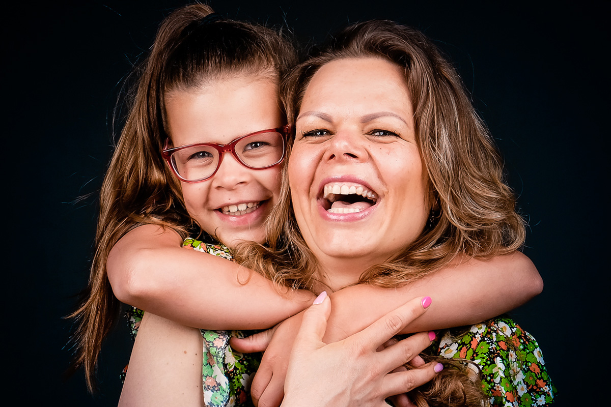 Fotoshoot + 30x40 afdruk naar keuze bij Shoots & More (9 locaties)