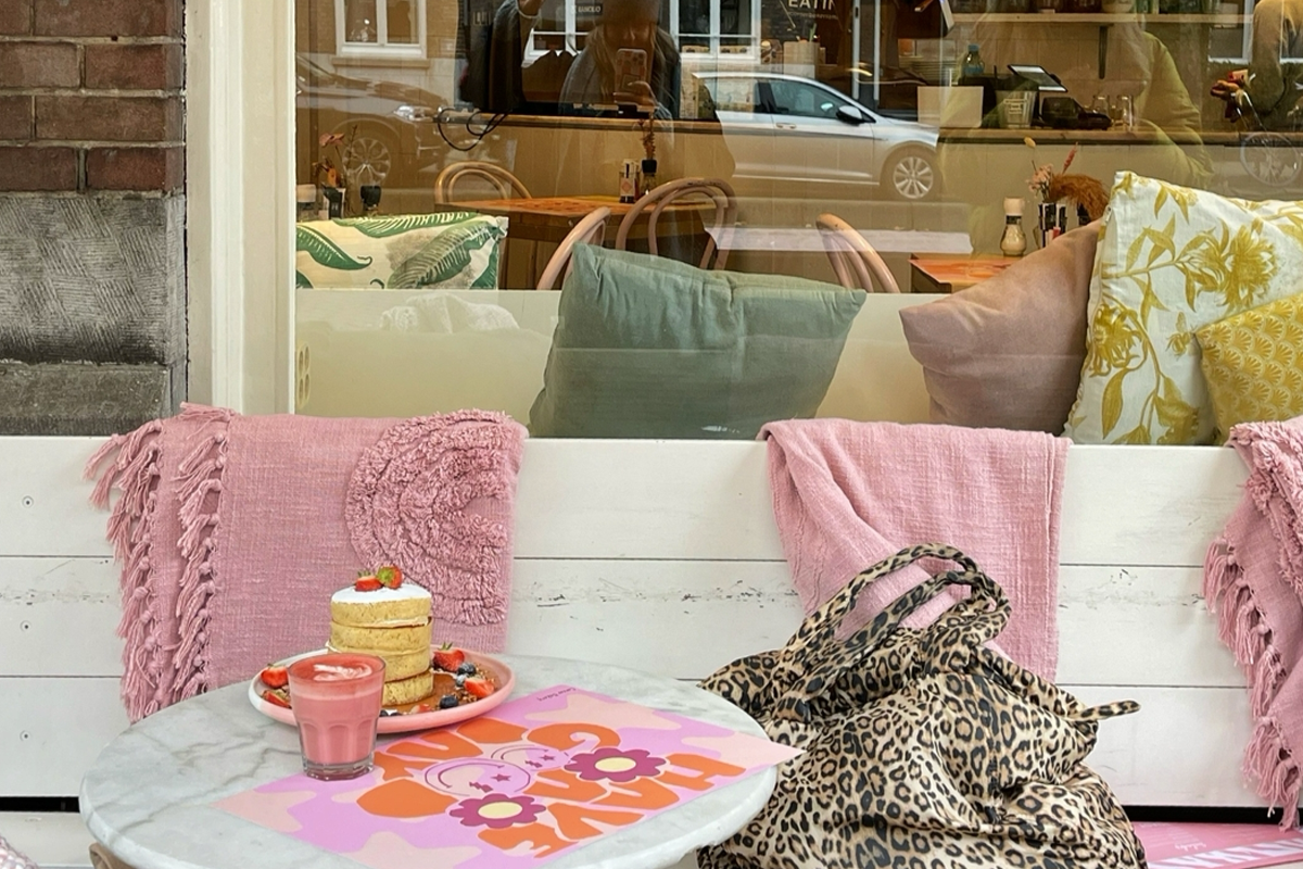 Freaky Crumble + koffie of thee bij Corner Bakery