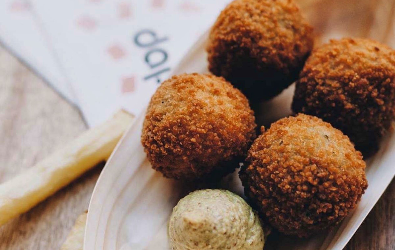 Friet + snack + drankje bij Dapp Frietwinkel Leiden