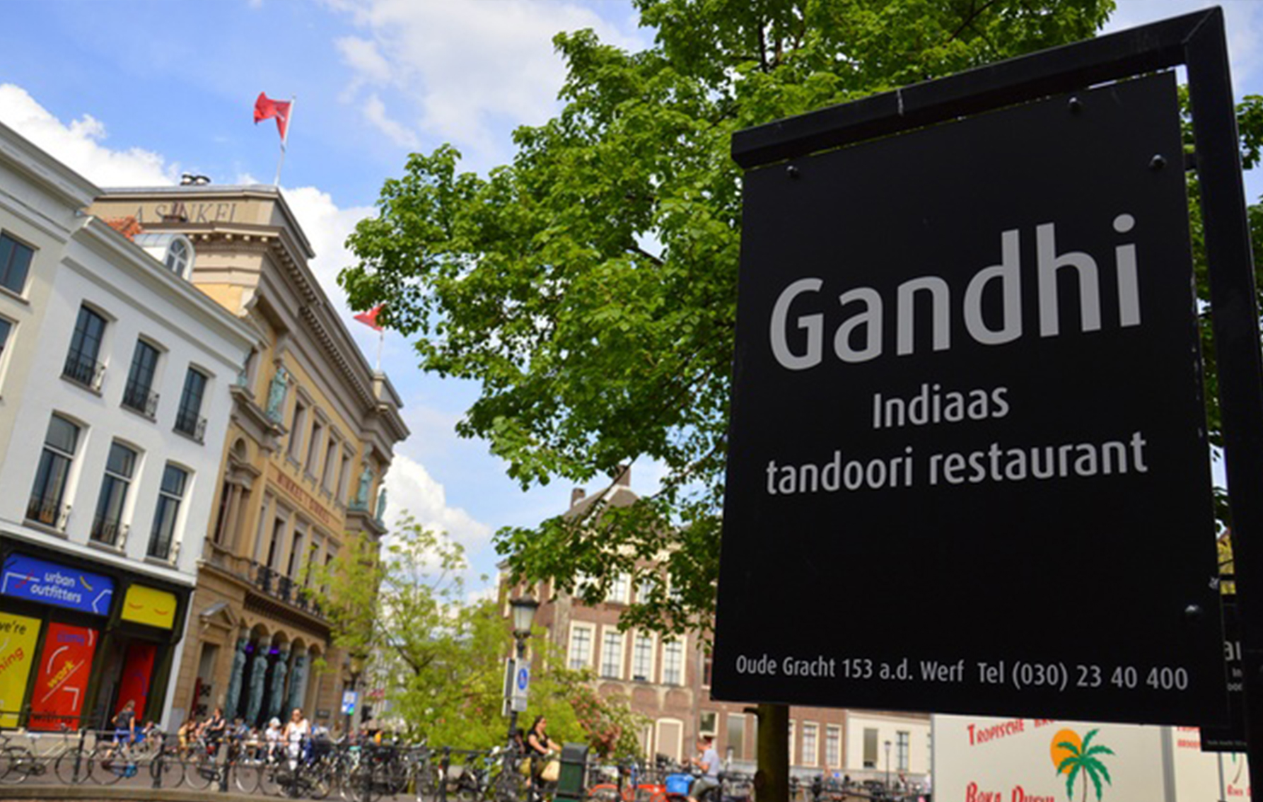 Geniet van een heerlijk Indiaas gerecht bij Restaurant Gandhi! 